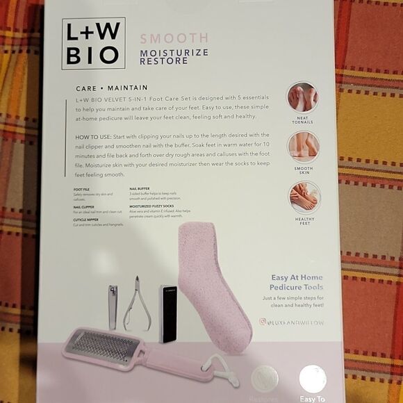L + W Bio Velvet 5-in-1 Foot Care Set - Picture 4 of 4